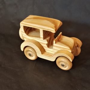 petite voiture française en bois